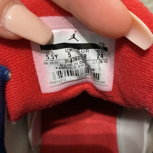 Jordan three retro true blue and red